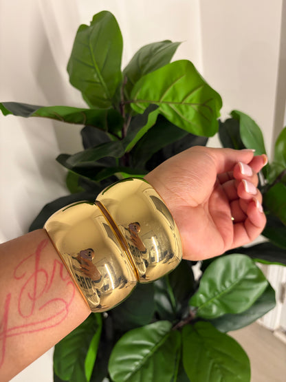 ✨ Luxe Dome Cuff Bracelet