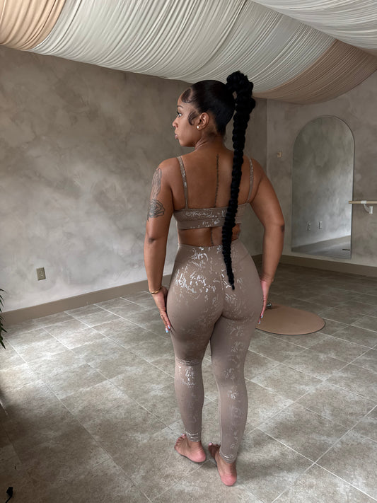 Reflective Neutral 2-Piece Sports Set